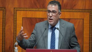 حموني يطلب رأي “المجلس الاقتصادي” حول مشروع قانون “التأمين الإجباري عن المرض”