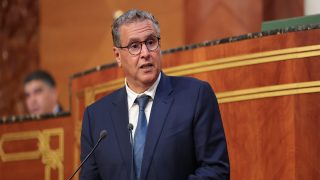 هل يتأثر العمل الحكومي بمغادرة أخنوش قيادة الأحرار؟