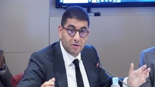 “قانون مجلس الصحافة” يواجه اتهامات بخدمة جهات معينة وبنسعيد ينفي تسييس المشروع