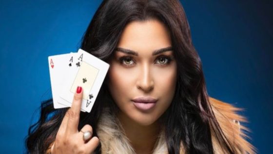 فرح الفاسي تضع “أصدقاء المصلحة” في موقف محرج