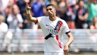 أشرف حكيمي يتألق ويساهم في فوز باريس سان جيرمان على برشلونة بأبطال أوروبا