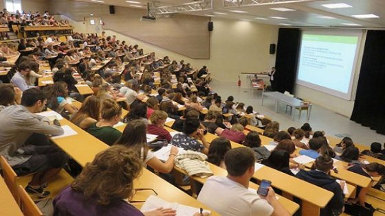 حفلات التخرج داخل الجامعات تجر وزير التعليم العالي للمساءلة