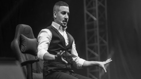 ياسر المغاري يعتذر من الجمهور الجديدي -فيديو