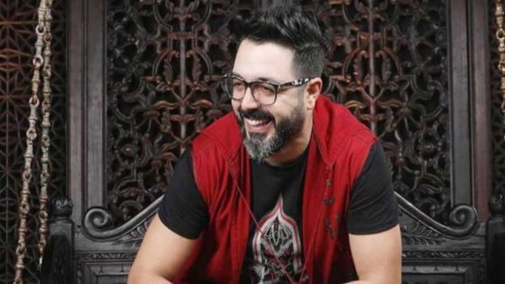 أحمد شوقي يعود بفيديو كليب عائلي جديد