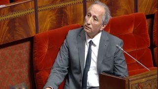 وزير الرياضة مطلوب بالبرلمان بسبب استدعاء مؤثرين في تقديم ملعب طنجة