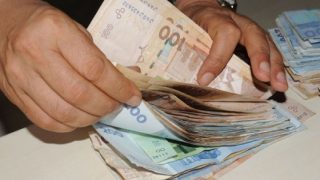 وزارة الاقتصاد والمالية تسجل عجزا في الميزانية بقيمة 59,8 مليار درهم متم غشت 2025