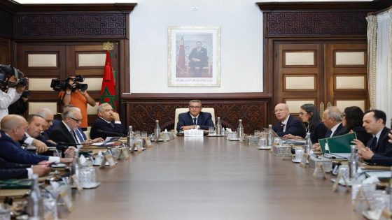 الحكومة تصادق على مشروع قانون المالية والمراسيم المصاحبة له