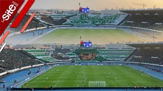 “دوبل تيفو” رائع لجماهير الرجاء في مباراة أولمبيك الدشيرة -فيديو