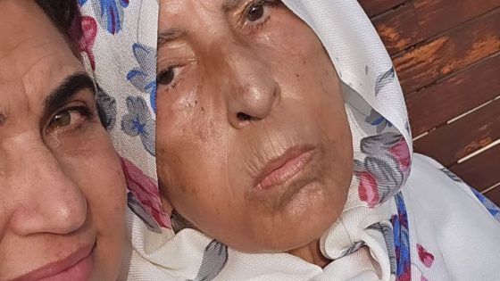 زوجة رشيد الوالي تكشف عن حزنها العميق بسبب إصابة والدتها بالزهايمر -صورة