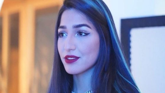 من داخل استوديو التسجيل.. “إيلي” تعلن عن تحضير عمل جديد -صورة