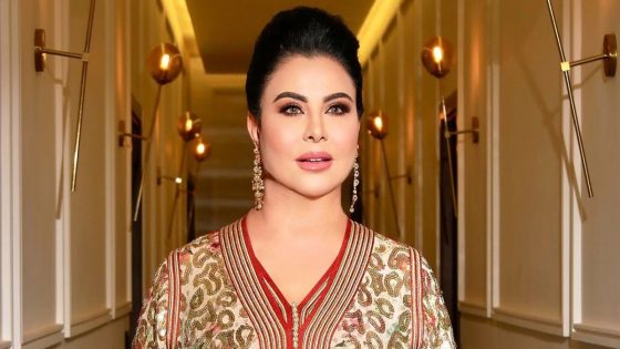 الموت يخطف والدة الفنانة لطيفة رأفت