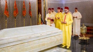 الملك يترأس حفلا دينيا بالرباط بمناسبة ذكرى وفاة الحسن الثاني