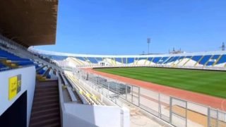 أشغال صيانة بملعب العربي الزاولي قبل استقبال مباراة الوداد
