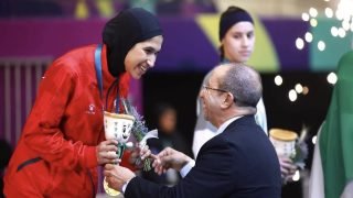 البطلة المغربية أمينة الدحاوي تتوج بذهبية التايكواندو في الرياض