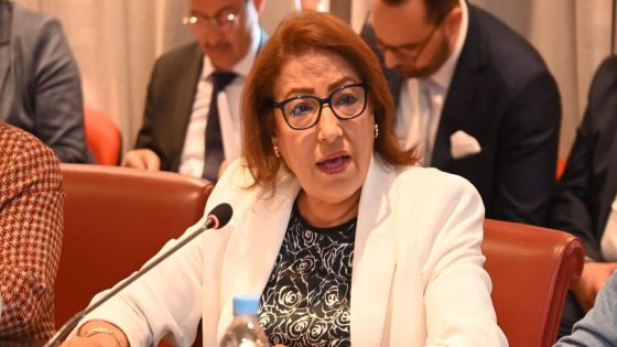 تُهامي تنتقد الدراسة بالأداء في الجامعات وتعتبره “تسليعا للمعرفة وامتيازا طبقيا”