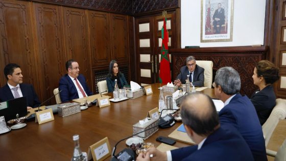 رئيس الحكومة يترأس مراسم التوقيع على اتفاقية تتعلق بمشاريع إنتاج الكهرباء انطلاقا من الطاقات المتجددة