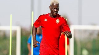 جديد الوضع الصحي لعزيز كي بعد إصابته في الرأس