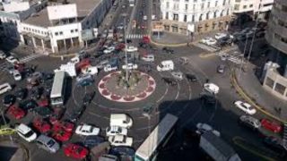 ازدحام مروري خانق بالدار البيضاء يصل البرلمان