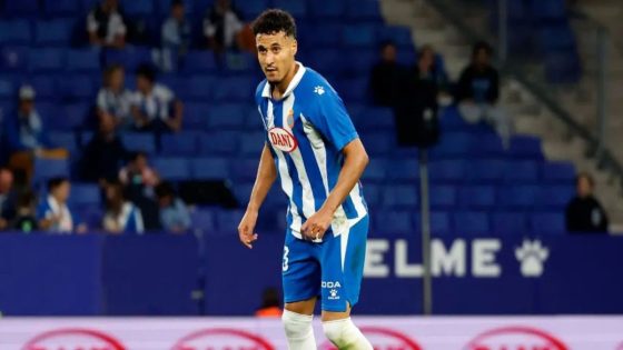 الهلالي يتفاعل مع عدم استدعائه إلى المنتخب المغربي