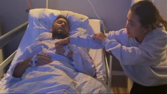 تامر حسني يعلن استئصال جزء من كليته -صور