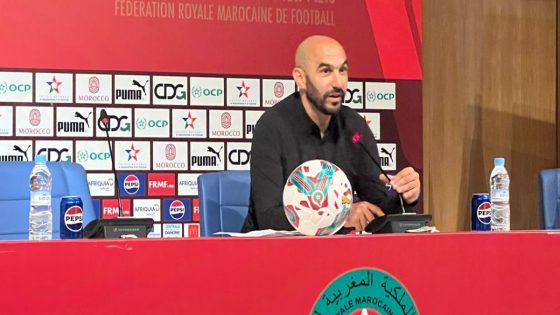 وليد الركراكي يقدم خدمة كبيرة لمدرب واتفورد