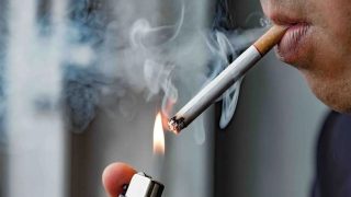 المدخنون يستقبلون سنة 2026 بالزيادة في أسعار السجائر