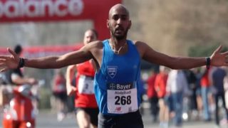 العداء المغربي عبد الهادي لباعلي يفوز بلقب ماراطون مراكش الدولي