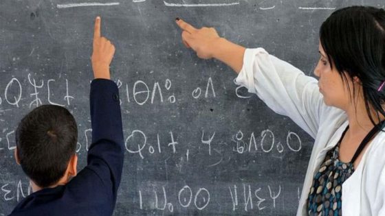 أعوان الأمازيغية بالإدارات العمومية ينتفضون ضد “الهشاشة”