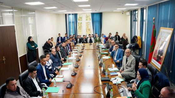 الأمانة العامة للحكومة تستقبل طلبة كلية العلوم القانونية والاقتصادية والاجتماعية بالجديدة