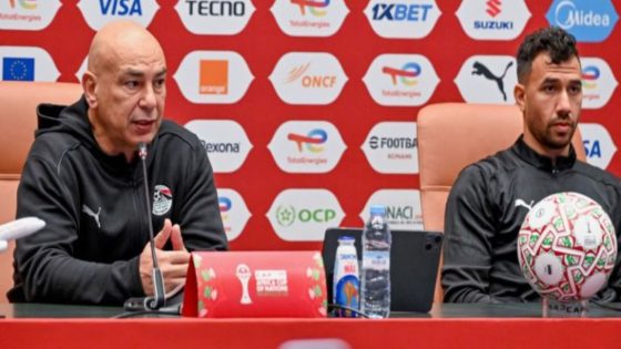 الفرنسي كلود لوروا يسخر من حسام حسن