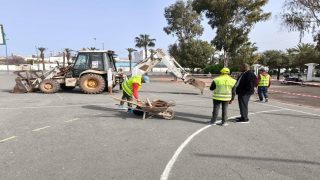 انطلاق أشغال مشروع إنجاز ثلاثة ملاعب بعين السبع