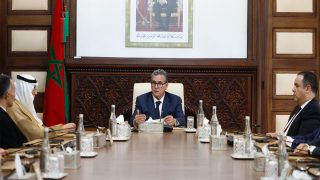 أخنوش يؤكد حرص حكومته على تسريع “عرض المغرب” للهيدروجين الأخضر