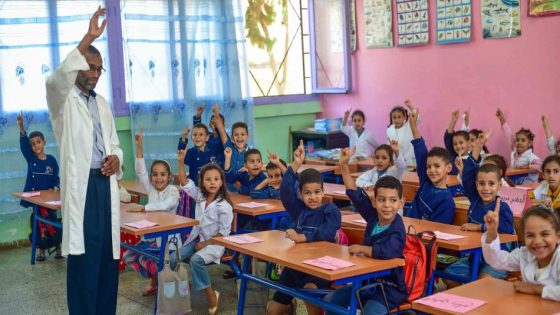 تقرير يدعو إلى ضمان تعليم منصف للجميع ويبرز دوره في مواجهة الأزمات