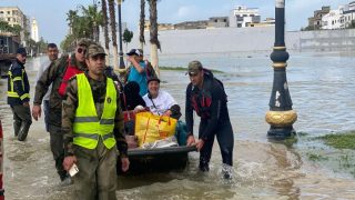 الداخلية تعلن إجلاء أزيد من 108 آلاف شخص من مناطق الفيضانات بالشمال