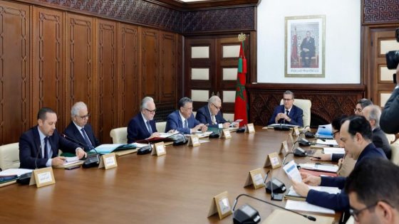 الحكومة تصادق على 3 مشاريع مراسيم لتعزيز السيادة الصحية