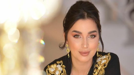 فرح الفاسي تنشر فيديو مؤثراً لوالديها وتبتهل بالدعاء لهما بالرحمة – فيديو