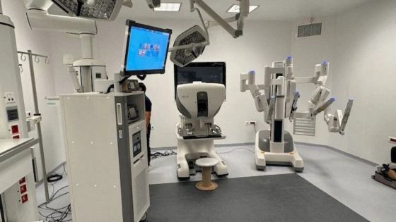 من الترافع البرلماني إلى غرفة العمليات.. فاس تدخل عصر الجراحة الروبوتية بـ39,6 مليون درهم