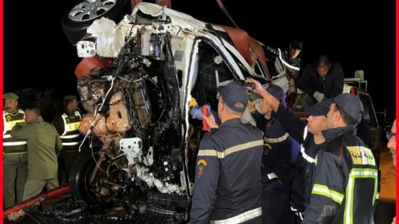 انتشال جثة أم وتواصل البحث عن الأب وطفل بعد سقوط سيارتهم في البحر بالجرف الأصفر
