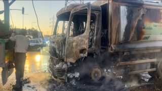 النيران تلتهم شاحنة في الطريق الرابطة بين مراكش وأكادير