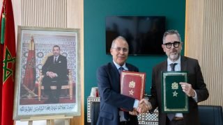 ستيلانتيس ومجموعة القرض الفلاحي توحّدان جهودهما لتعزيز حلول تنقل ميسّرة ومبتكرة لفائدة القطاع الفلاحي
