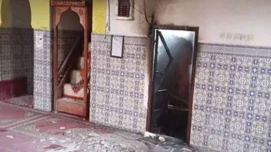 مجهول يضرم النار داخل مسجد نواحي شيشاوة