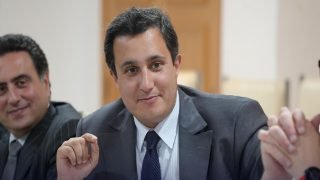 عوكاشا: الأغلبية البرلمانية ملزمة بمساندة الحكومة لكن ذلك لا يُقويض أدوارها الرقابية
