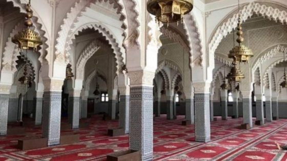 وزير الأوقاف يكشف الزيادة في أجرة المراقبين المتفقدين للمساجد