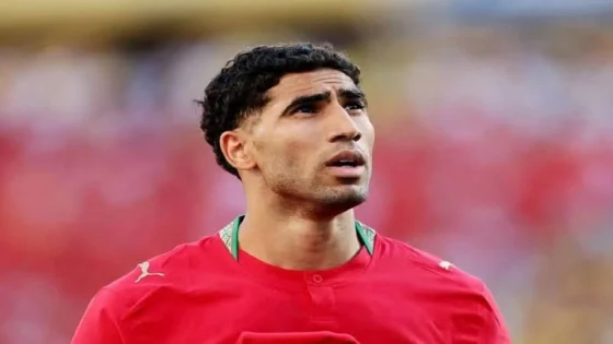 وهبي يدافع عن حكيمي ويعتبر الهجوم عليه غير مبرر