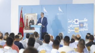 أخنوش من العيون يدعو “الأحرار” إلى مواصلة القرب من المواطنين وتعزيز الحضور الميداني