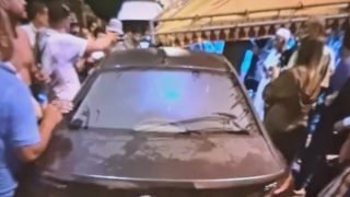 سيارة “مجنونة” تقتحم خيمة عزاء وسط البيضاء