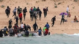مصدر حكومي: تدبير ملف الهجرة “مسؤولية مشتركة” والمغرب “تحمل دوما نصيبه منها