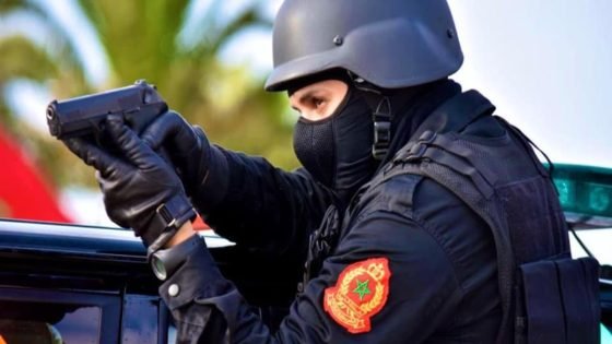 الرصاص ينهي فوضى شخص هاجم شرطيا بسكين وأصابه في الصدر بوجدة